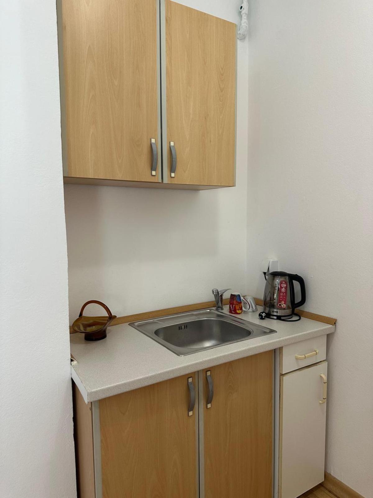 Themis Apart Hotel Kotor Bagian luar foto
